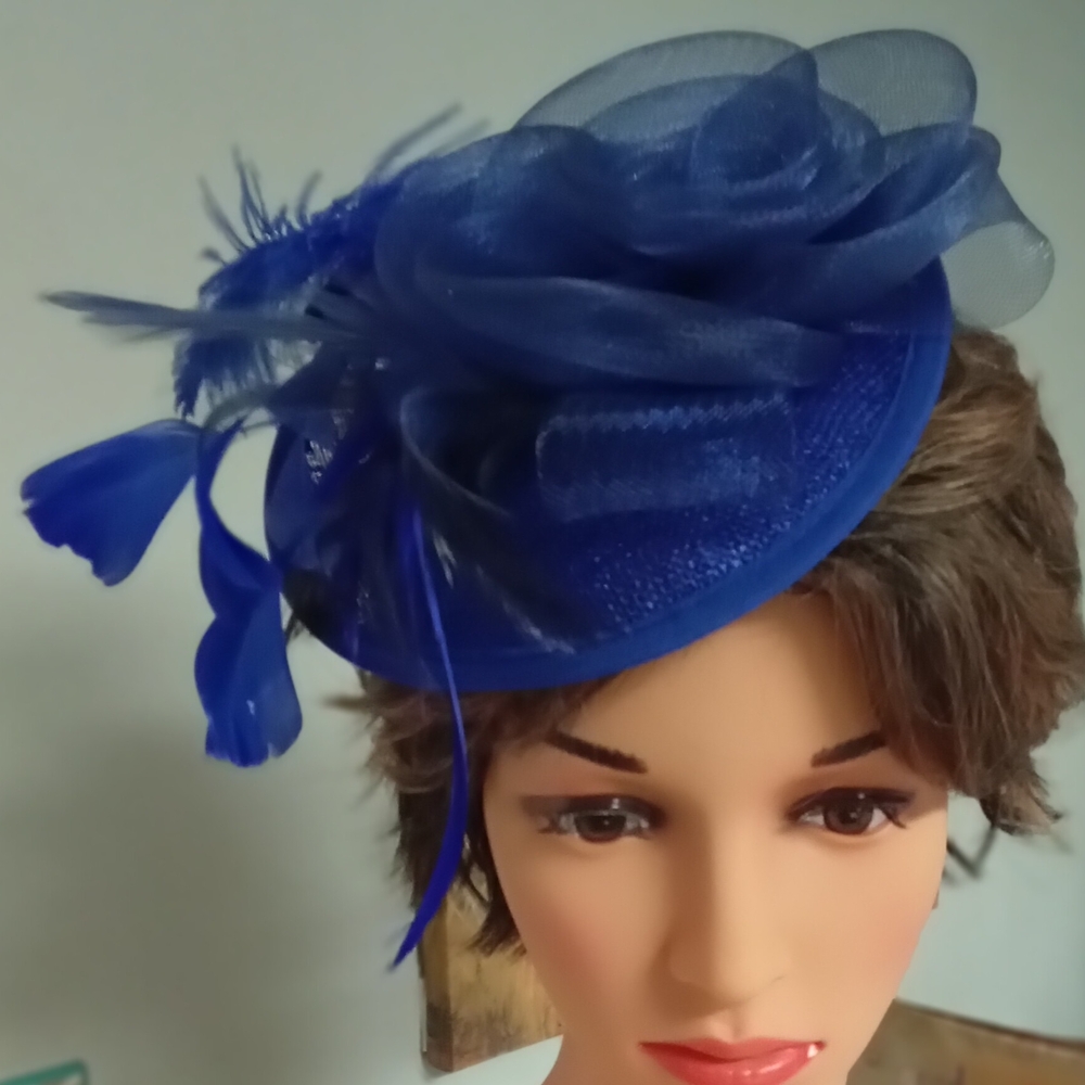Elegant Blue Fascinator Hat